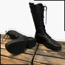 Charger l&#39;image dans la galerie, Bottes noires 100% cuir | Trippen
